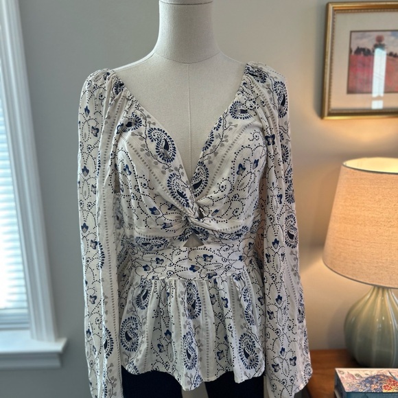 Flowing Long Sleeve Top - Picture 1 of 5